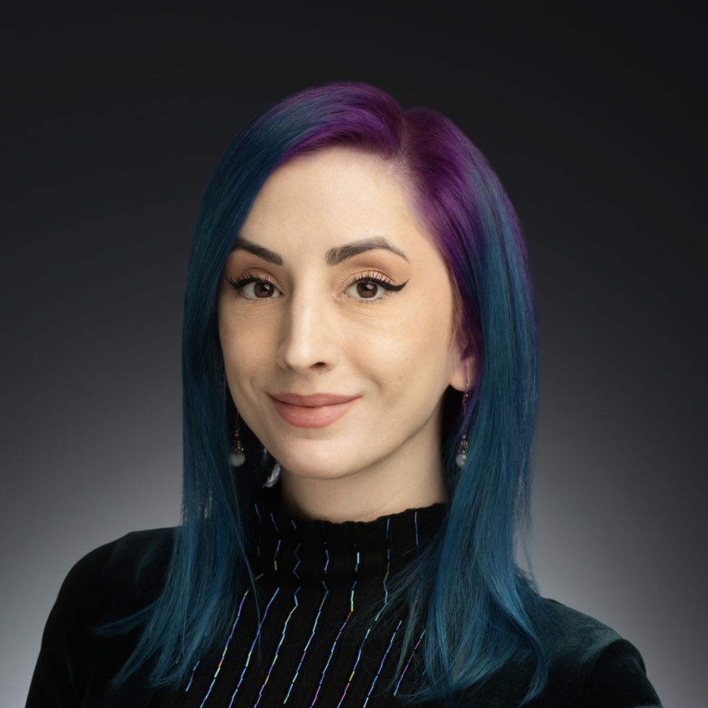 Headshot of Erin Isbilen